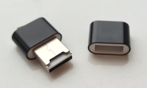 black USB thingy - with a slot